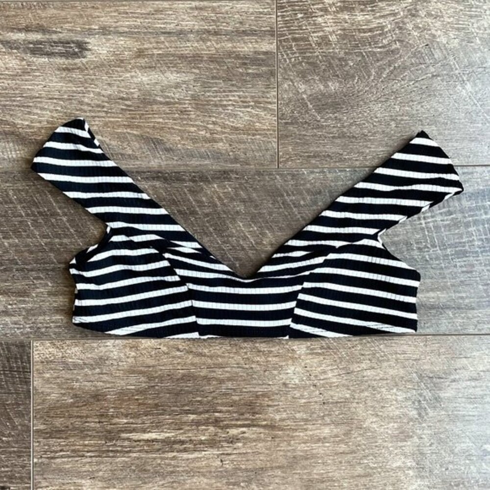 NWT Vitamin A Capri Bikini Top Black/White Stripe Small